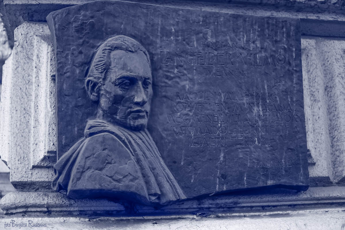 Blue - Raoul Wallenberg, Budapest.